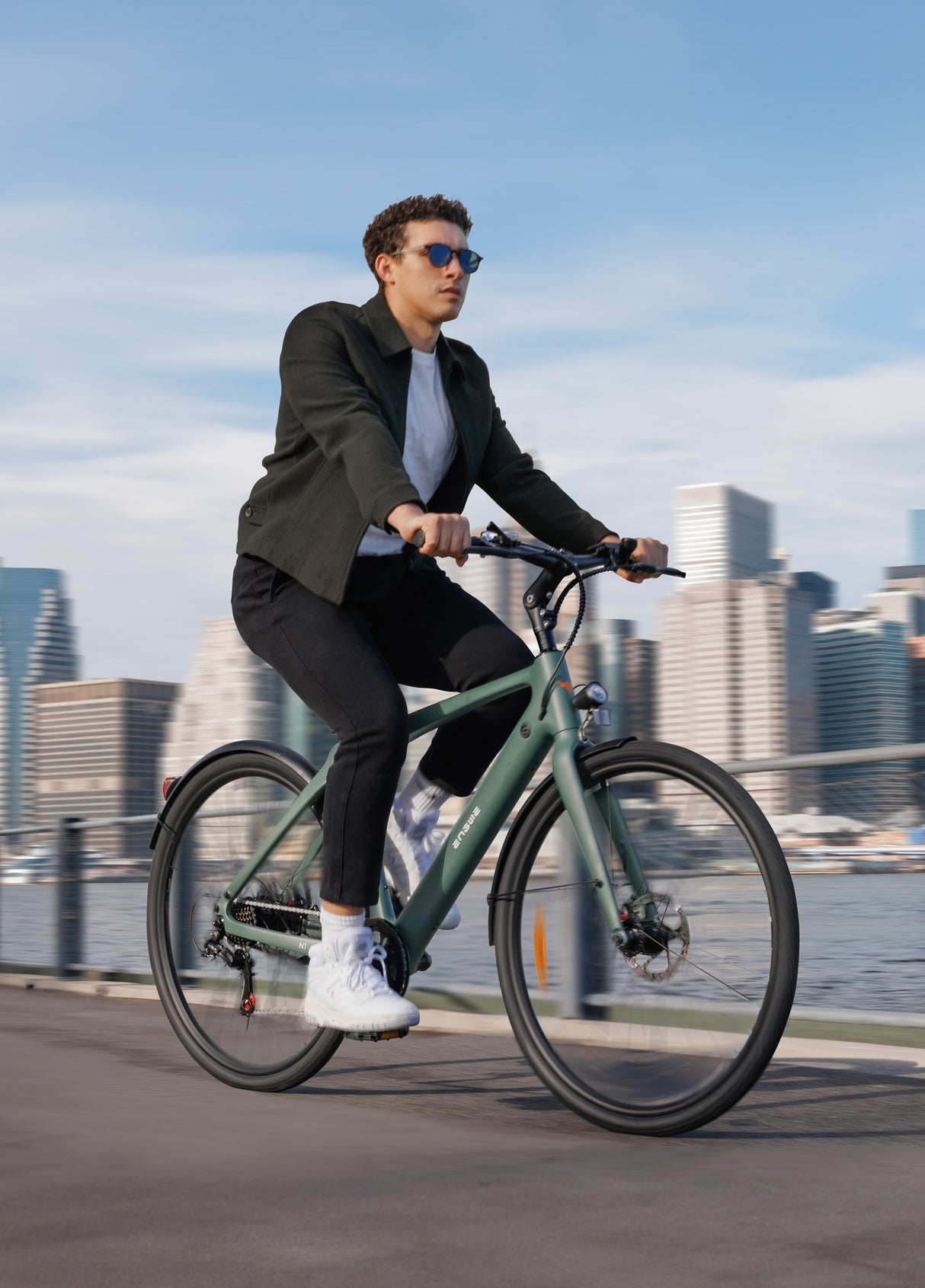 <tc>ENGWE</tc> MAPFOUR N1 AIR