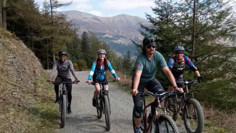 Throttle Only: Are E-Bikes Without Pedaling Legal in 2025?