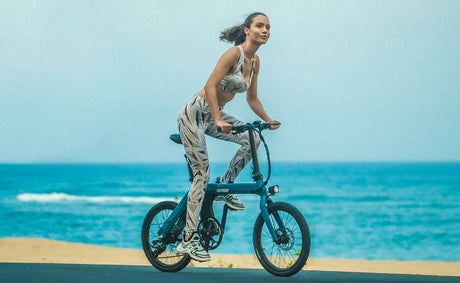 Which Folding Electric Bikes Offer the Best Balance Between Weight and Range