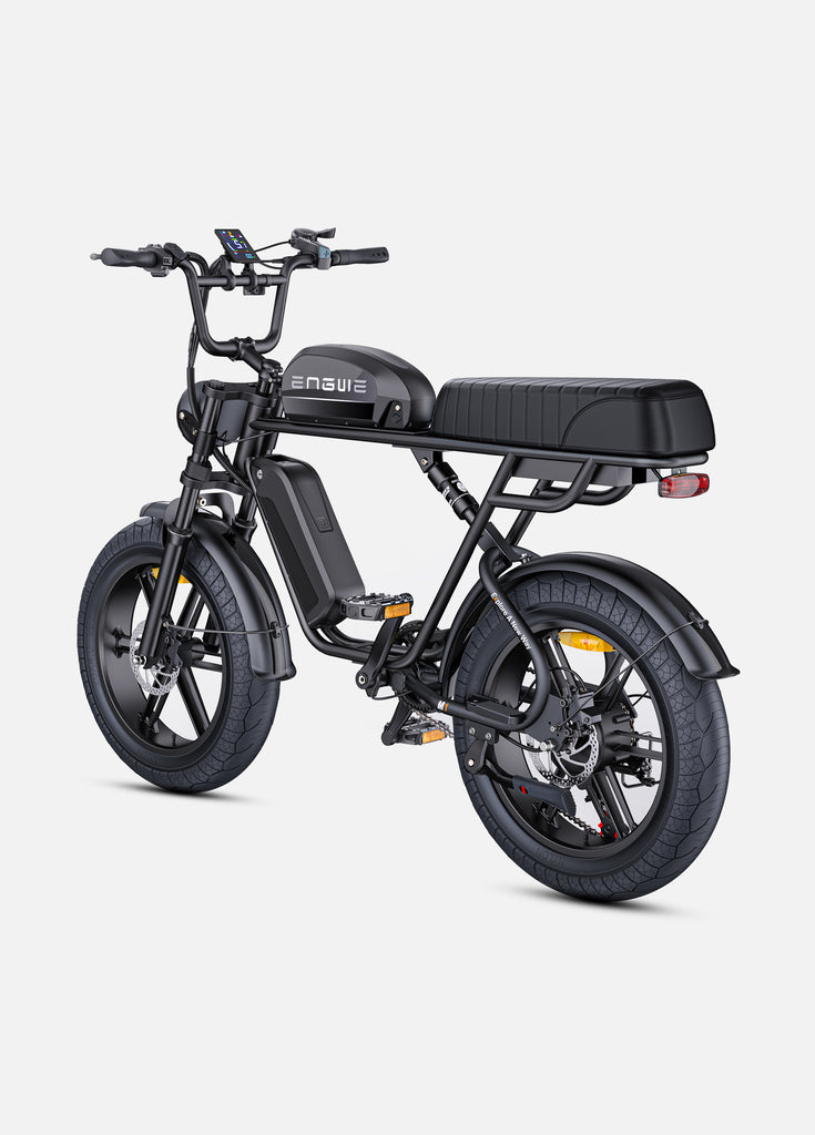 a balck engwe m1 full suspension bike