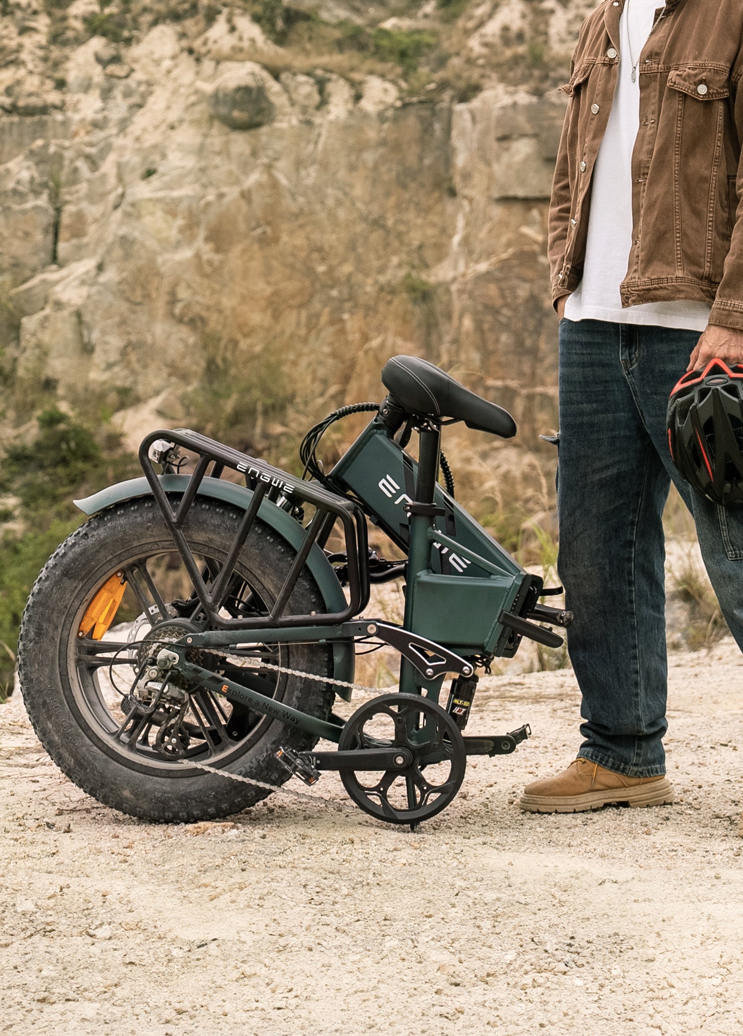 Engwe Engine Pro 2.0 dobrada para transporte